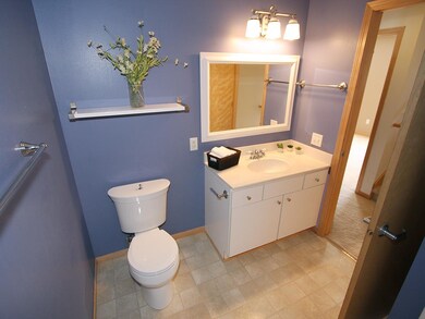 2793 Crinkle Root Dr unit 5, Fitchburg, WI 53711 - photo 4