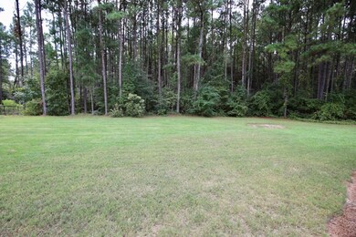 122 Sweetbriar Lakes Dr, Thomasville, GA 31757 - photo 7