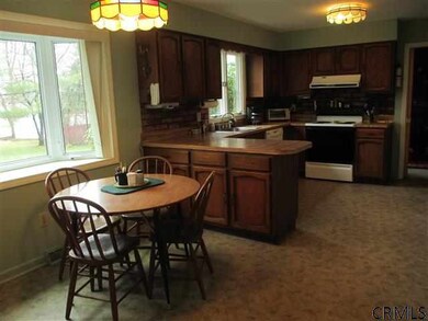 1237 Viewmont Dr, Schenectady, NY 12309 - photo 7