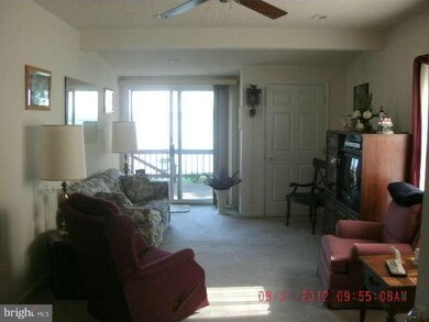 6942 Gunder Ave, Middle River, MD 21220 - photo 4