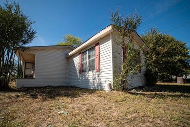 105 Angela St, Azle, TX 76020 - photo 2