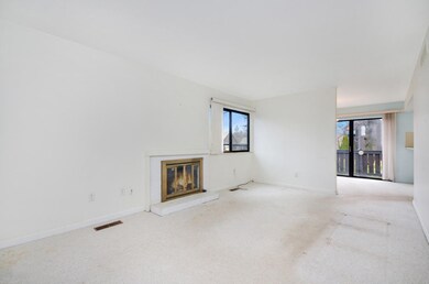 002-105-inverness-court-kalamazoo-mi-490