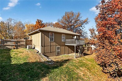 1813 N Jennings Rd, Independence, MO 64058 - photo 6