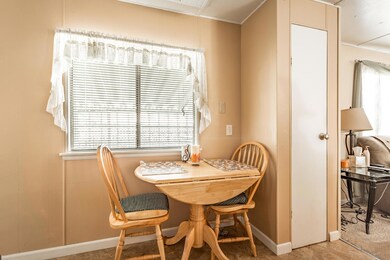 30 Breakfast Nook