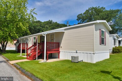 48 Rockywood Ln, Essex, MD 21221 - photo 2