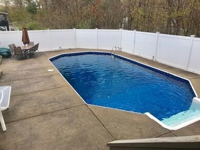 13 Patrick Rd, Hopedale, MA 01747 - photo 3