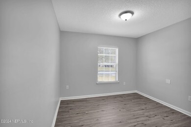 11814 Alexandra Dr, Jacksonville, FL 32218 - photo 7