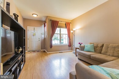 137 Rittenhouse Dr, Woodbury, NJ 08096 - photo 5