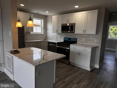 1441 Vista St unit 2 FLOOR, Philadelphia, PA 19111 - photo 2