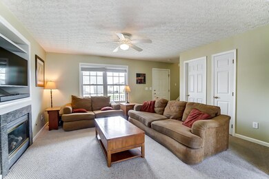 2993 Seeger St - Living Room