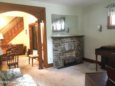 Living to Dining room