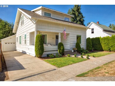 3565 5th St, Hubbard, OR 97032 - photo 2