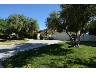 3681 Meadowcrest Dr, Las Vegas, NV 89121 - photo 2