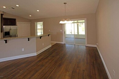 009_Dining Room