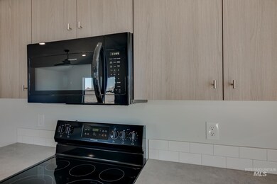 18327 N Monkshood Ave, Nampa, ID 83687 - photo 5