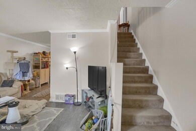 823 Lannerton Rd, Middle River, MD 21220 - photo 4