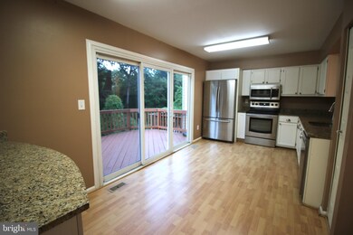 3537 Cherry Hill Ct, Beltsville, MD 20705 - photo 7