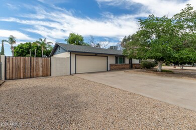 4351 E Villa Maria Dr, Phoenix, AZ 85032 - photo 2