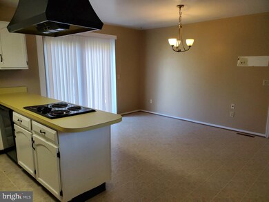 311 Columbia Ln, Stevensville, MD 21666 - photo 5