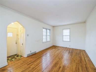 1541 43rd St, Des Moines, IA 50311 - photo 2
