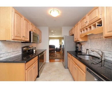 705 Thayer St unit 705, Abington, MA 02351 - photo 4