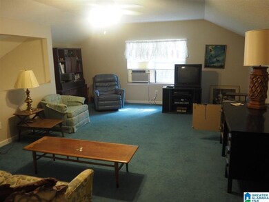 1121 Hale Cir, Center Point, AL 35215 - photo 2