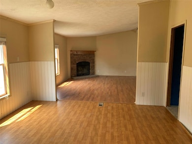 916 Partridge Ct, Granbury, TX 76049 - photo 6