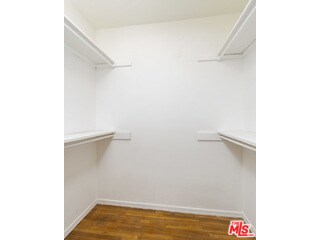 Walk in closet