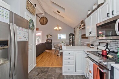 105 Booth St, Ludlow, MA 01056 - photo 6