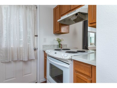 217 NE 146th Ave unit 30, Portland, OR 97230 - photo 7
