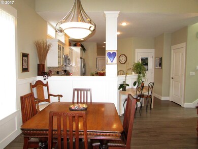 Dining Room-Vaulted Ceilings