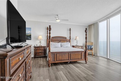 2060BeachBlvd_39474_6
