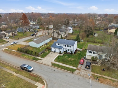 819 Bremerton Dr, Indianapolis, IN 46229 - photo 5