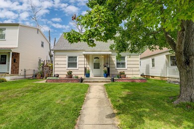 743 Chestershire Rd, Columbus, OH 43204 - photo 2