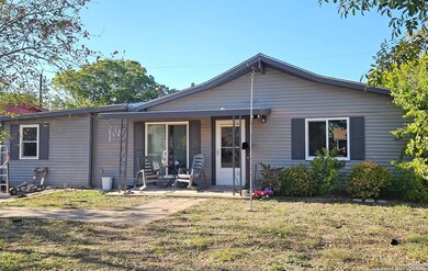 815 Highgate Rd, Universal City, TX 78148 - photo 4
