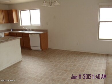 Eat-In Kitchen