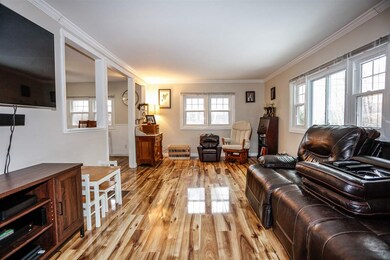 423 Cross Country Rd, Pembroke, NH 03275 - photo 6