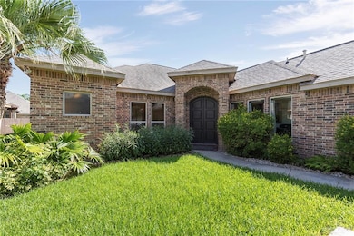 Lush, professionally landscaped courtyard