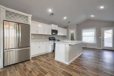 14417 Donny Murray Ln, Horizon City, TX 79928 - photo 5