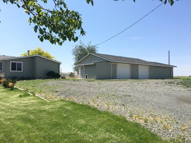 2 car garage/shop
