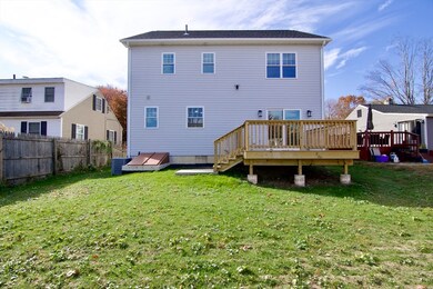 77 Lorimer St, Springfield, MA 01151 - photo 3