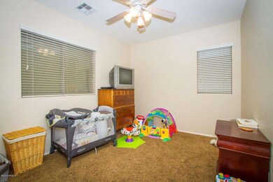 1402 E Azalea Dr, Gilbert, AZ 85298 - photo 4