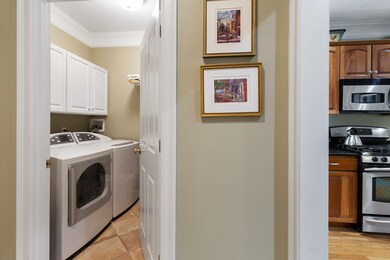 62 Charles Ct unit 33, Southborough, MA 01772 - photo 6