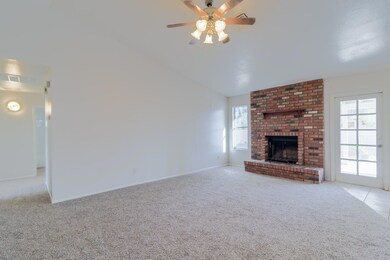 943 East Hackamore Street (4).jpg-SMALL