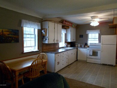 KITCHEN.1