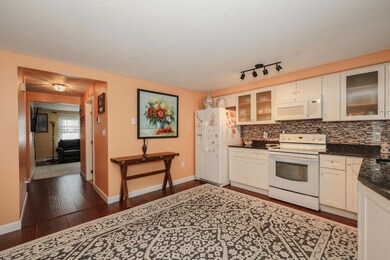 308 Circle Rd unit H005, Manchester, NH 03103 - photo 6