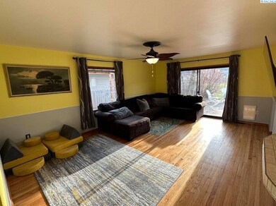 2002 Cedar St, Colfax, WA 99111 - photo 6