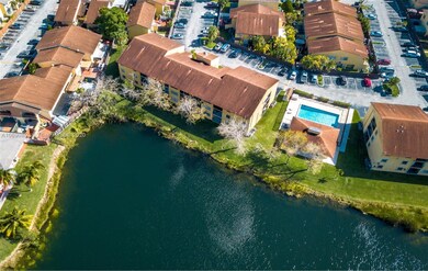 15430 SW 82nd Ln unit 612, Miami, FL 33193 - photo 2