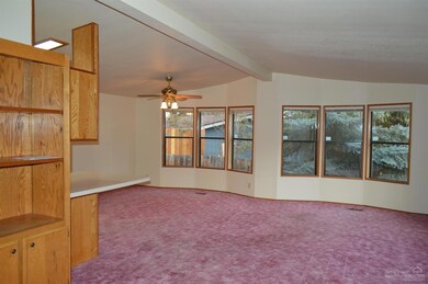 1005 SE Laurelwood Place, Bend, OR 97702 - photo 7