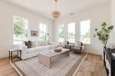 Natural Light in this spacious Living Room.